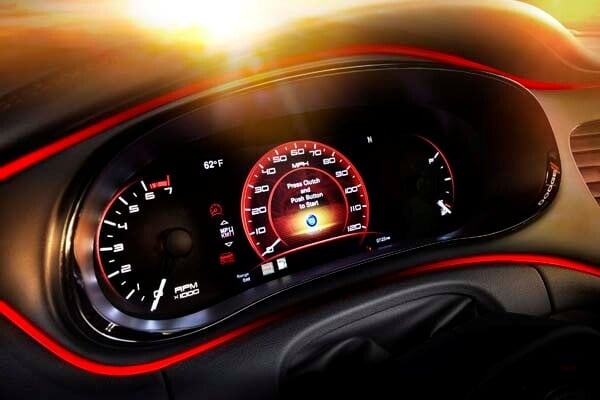 2014-dodge-dart-silver-1-600-001