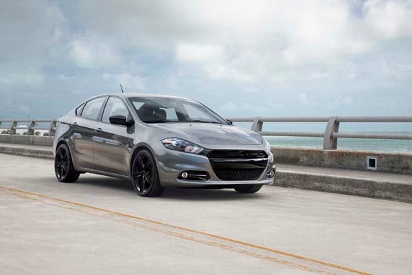 2014-dodge-dart-silver-5-600-001