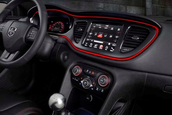 2014-dodge-dart-silver-6-600-001