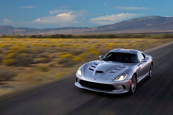 2014-dodge-viper-srt-silver-4-600-001