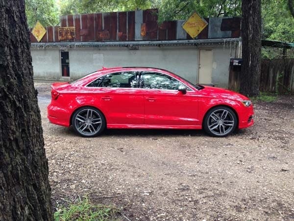 2015-audi-s3-8-600-001