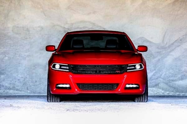 2015-dodge-charger-28-600-001