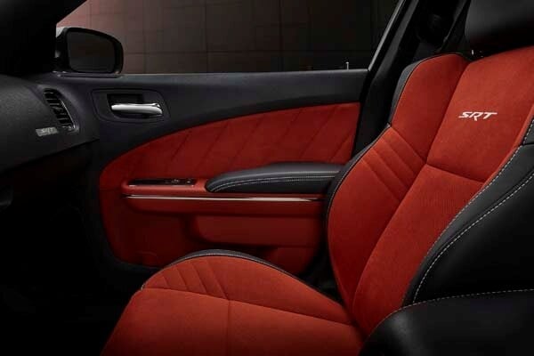 2015-dodge-charger-41-600-001