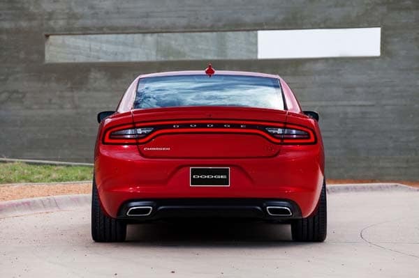 2015-dodge-charger-6-600-001