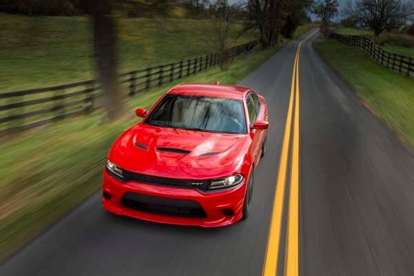 2015-dodge-charger-live-shot-17-600-001