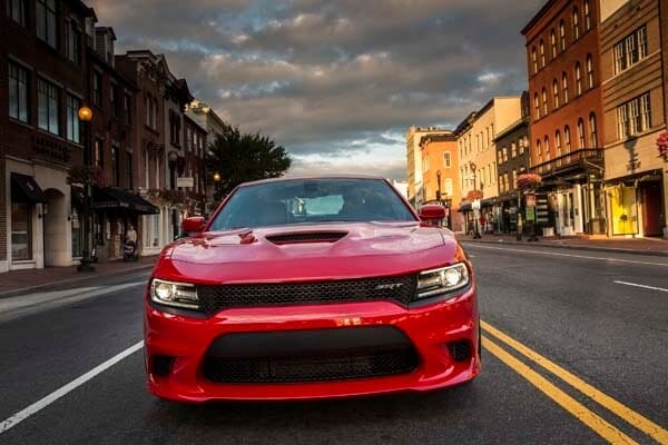 2015-dodge-charger-live-shot-21-600-001