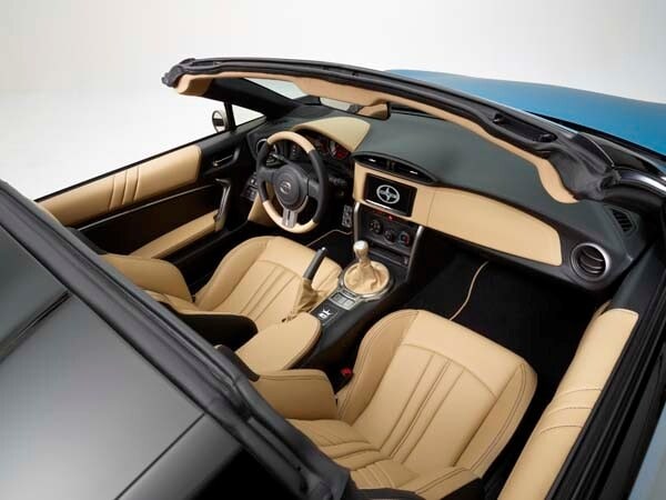 2015-scion-frs-t1-concept-interior-600-001