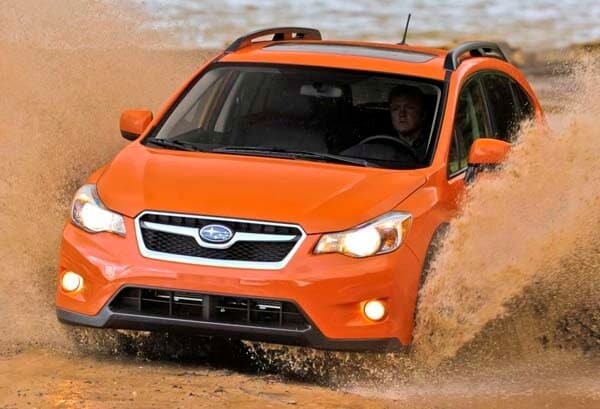 2015-subaru-xv-crosstrek-front-action3-600-001