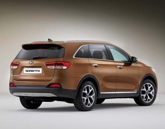 2016-kia-sorento-rear-static1-600-001