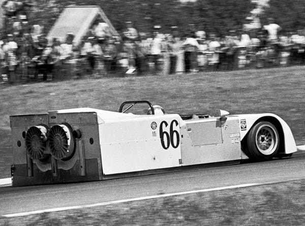 chaparral-2j-rear-action-600-001