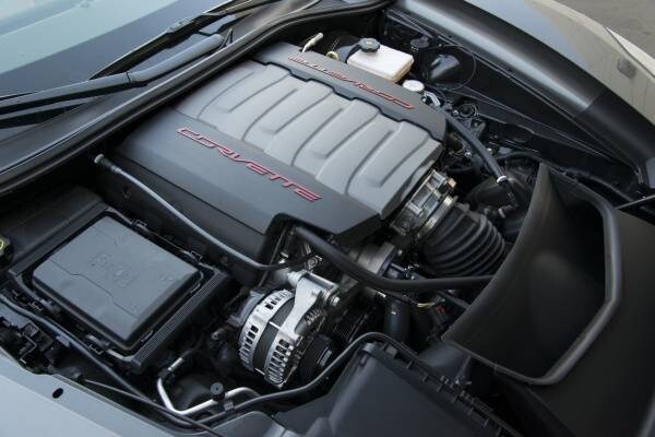 kelley-blue-book-best-buy-2015-chevrolet-corvette-26-600-001
