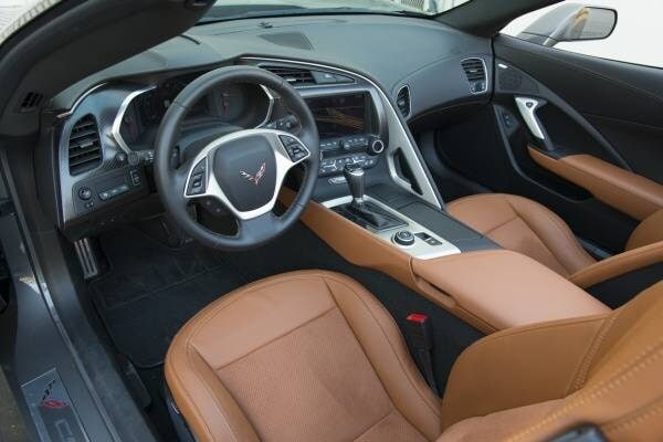 kelley-blue-book-best-buy-2015-chevrolet-corvette-28-600-001