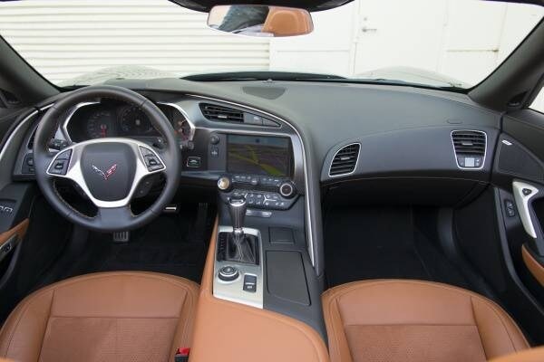 kelley-blue-book-best-buy-2015-chevrolet-corvette-30-600-001
