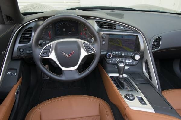 kelley-blue-book-best-buy-2015-chevrolet-corvette-31-600-001