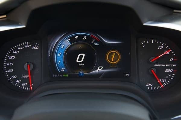 kelley-blue-book-best-buy-2015-chevrolet-corvette-32-600-001