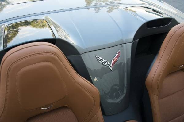 kelley-blue-book-best-buy-2015-chevrolet-corvette-40-600-001