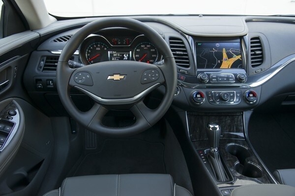 kelley-blue-book-best-buy-2015-chevrolet-impala-21-600-001
