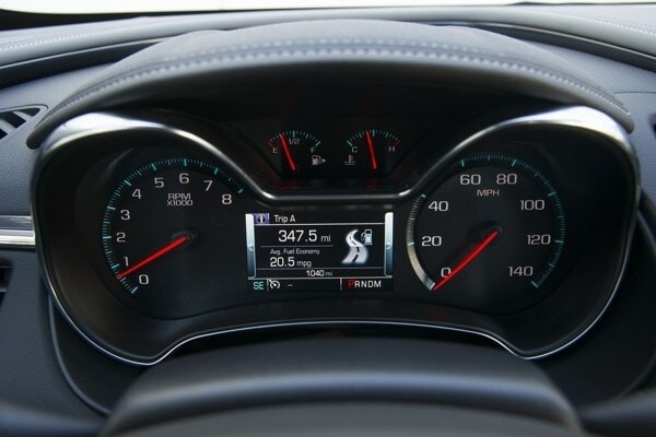kelley-blue-book-best-buy-2015-chevrolet-impala-23-600-001