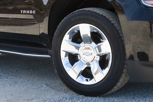 kelley-blue-book-best-buy-2015-chevrolet-tahoe-14-600-001