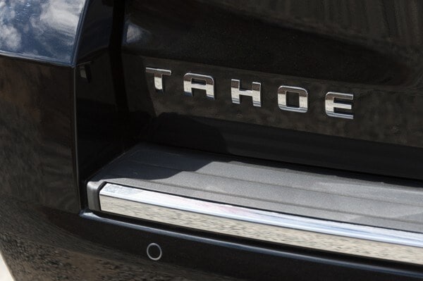 kelley-blue-book-best-buy-2015-chevrolet-tahoe-15-600-001