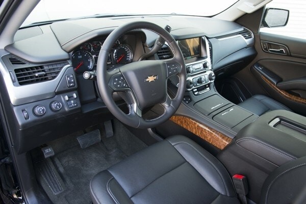 kelley-blue-book-best-buy-2015-chevrolet-tahoe-18-600-001