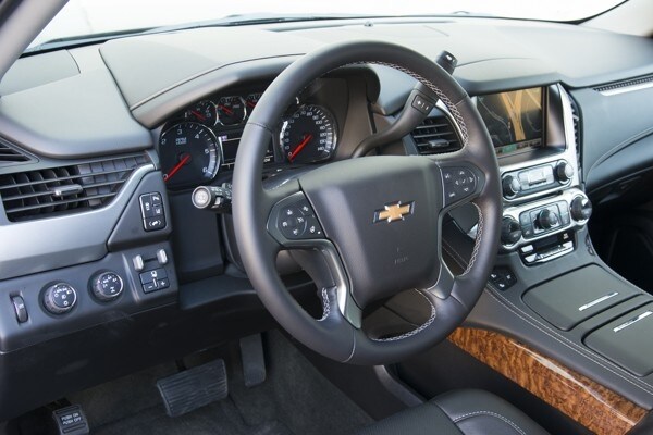 kelley-blue-book-best-buy-2015-chevrolet-tahoe-19-600-001