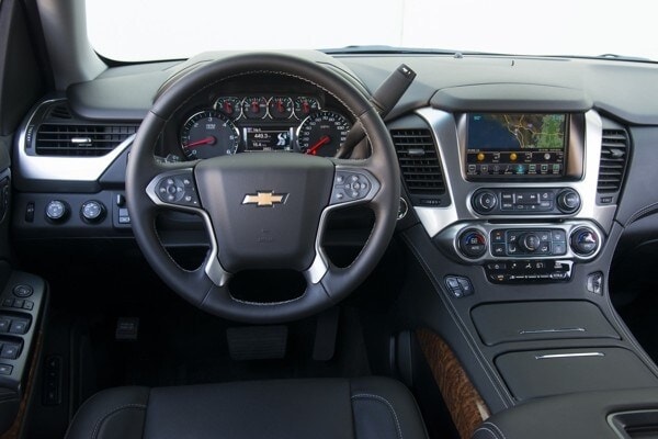 kelley-blue-book-best-buy-2015-chevrolet-tahoe-21-600-001