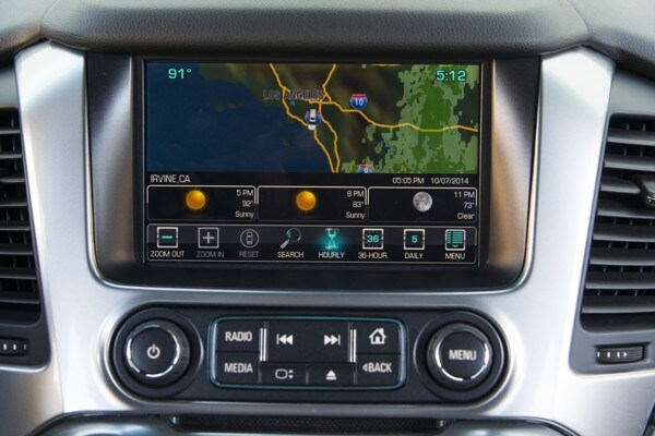kelley-blue-book-best-buy-2015-chevrolet-tahoe-26-600-001