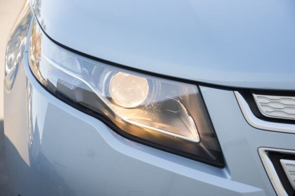kelley-blue-book-best-buy-2015-chevrolet-volt-12-600-001
