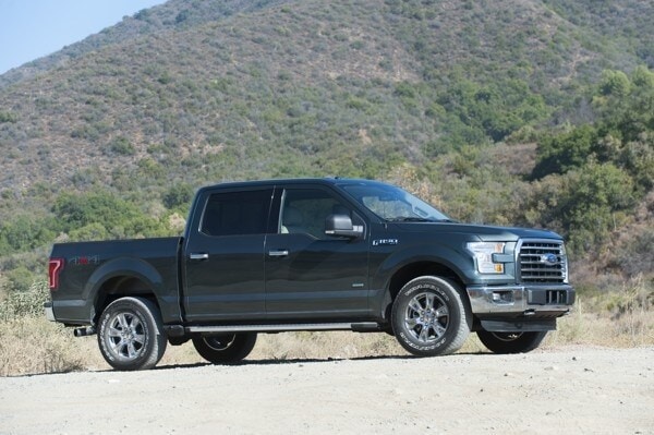 kelley-blue-book-best-buy-2015-ford-f150-02-600-001