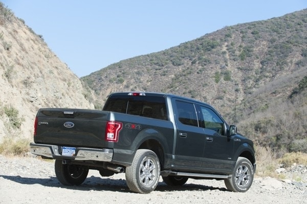 kelley-blue-book-best-buy-2015-ford-f150-07-600-001