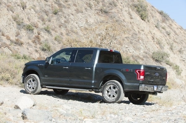kelley-blue-book-best-buy-2015-ford-f150-08-600-001