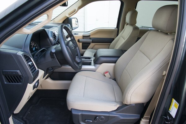 kelley-blue-book-best-buy-2015-ford-f150-29-600-001