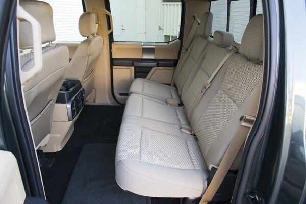 kelley-blue-book-best-buy-2015-ford-f150-42-600-001
