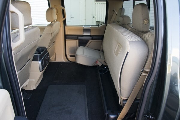 kelley-blue-book-best-buy-2015-ford-f150-44-600-001