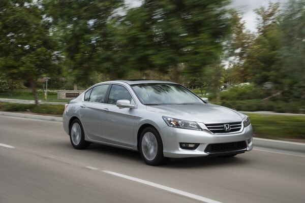 kelley-blue-book-best-buy-2015-honda-accord-12-600-001