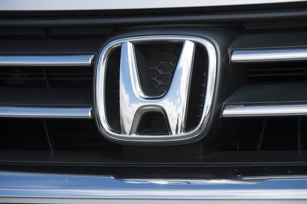 kelley-blue-book-best-buy-2015-honda-accord-14-600-001