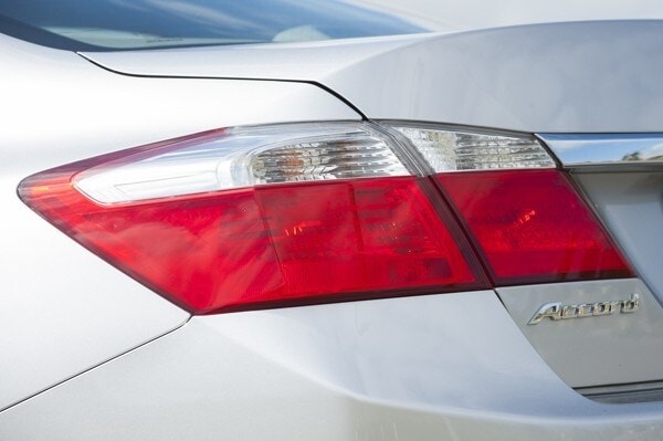 kelley-blue-book-best-buy-2015-honda-accord-19-600-001