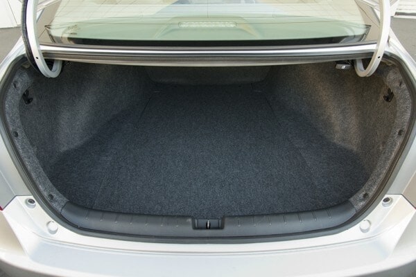 kelley-blue-book-best-buy-2015-honda-accord-31-600-001