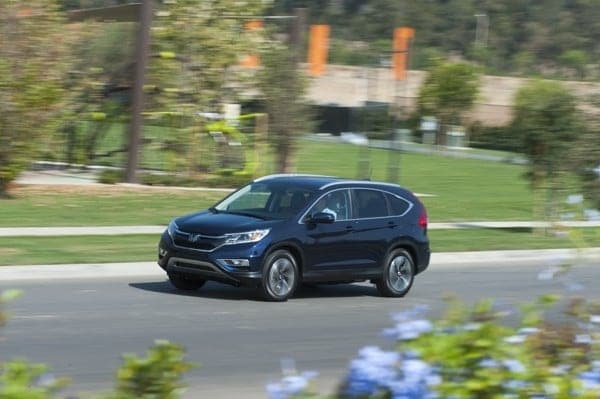 kelley-blue-book-best-buy-2015-honda-crv-09-600-001