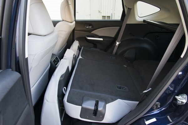 kelley-blue-book-best-buy-2015-honda-crv-40-600-001