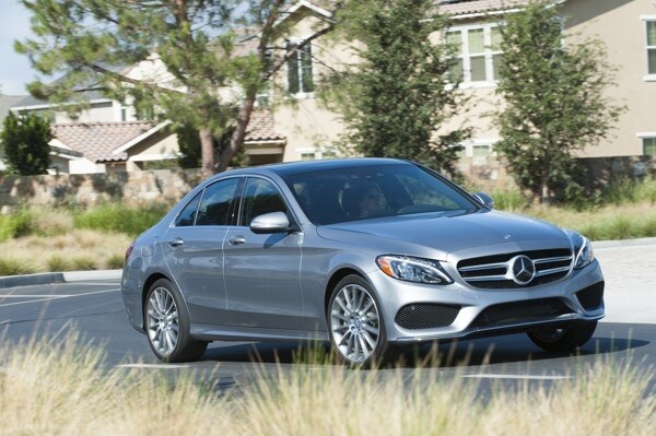 kelley-blue-book-best-buy-2015-mercedes-benz-c-class-07-600-001