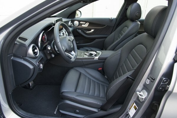 kelley-blue-book-best-buy-2015-mercedes-benz-c-class-20-600-001