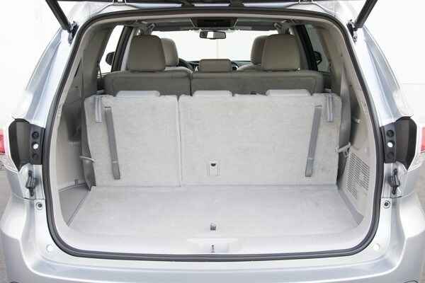 kelley-blue-book-best-buy-2015-toyota-highlander-45-600-001