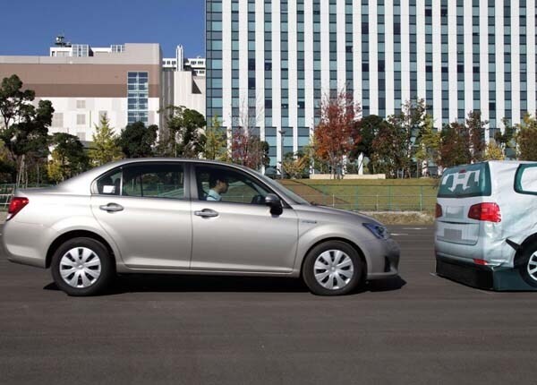 toyota-safety-sense-pre-collision-system-overall1-600-001