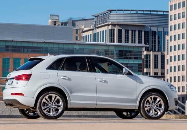 2015-audi-q3-static-profile2-600-001