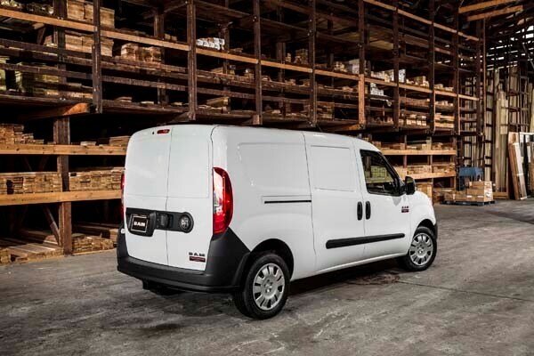 2015-ram-promaster-city-12-600-001