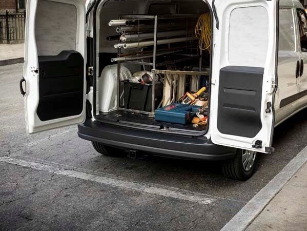 2015-ram-promaster-city-17-600-001