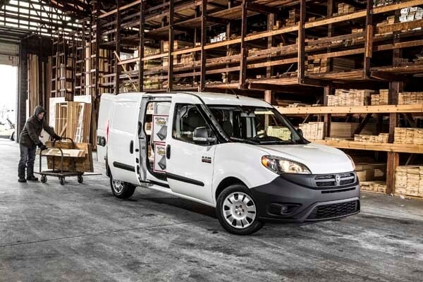 2015-ram-promaster-city-8-600-001