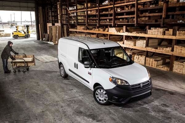 2015-ram-promaster-city-9-600-001